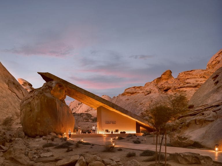 4._Desert_Rock_004.jpg.768x576_q80_replace_alpha-#fff_upscale
