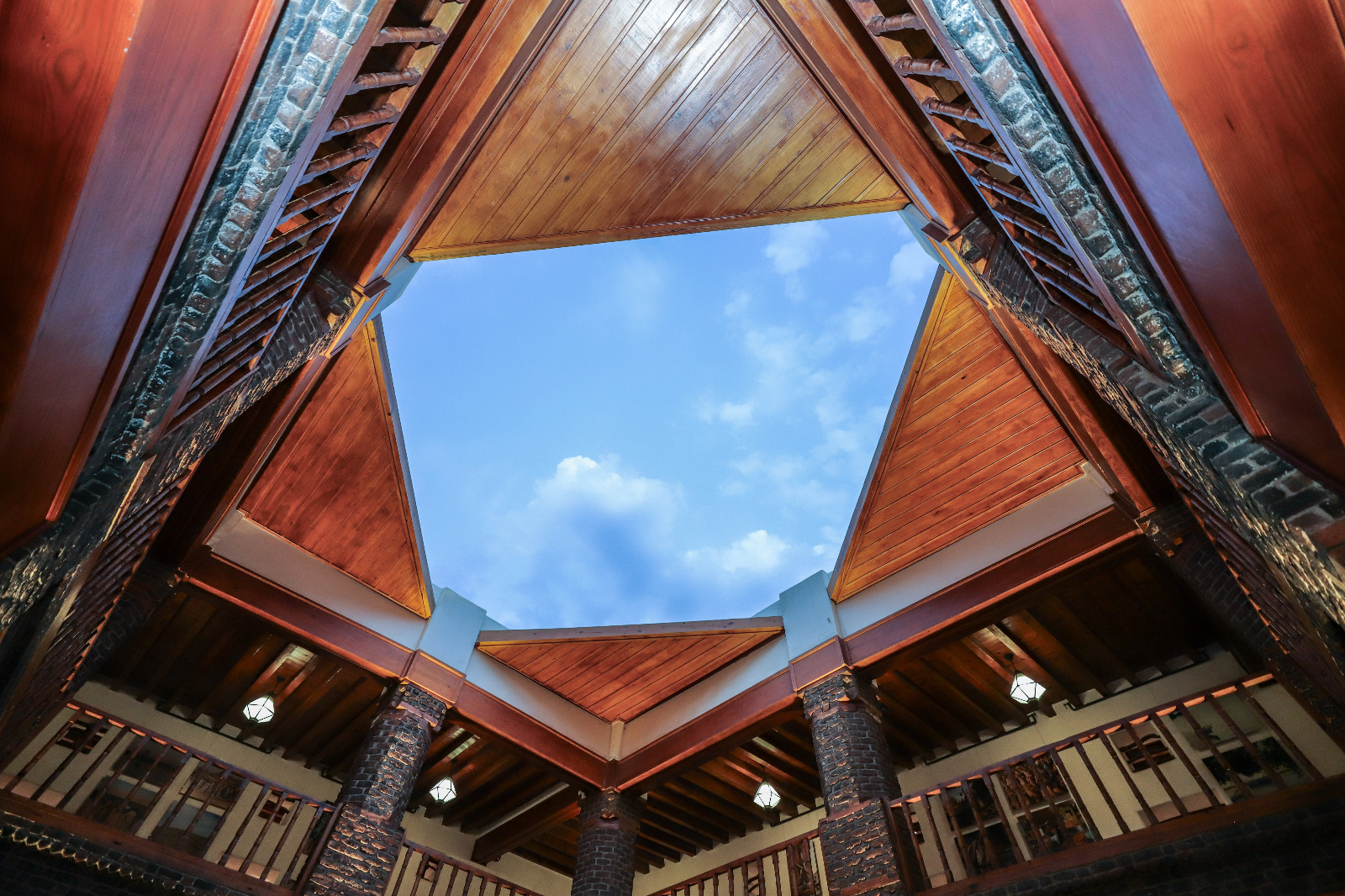 Read more about the article من إسنا إلى بيت لحم: العمارة العربية تفوز بجائزة الآغا خان 2025