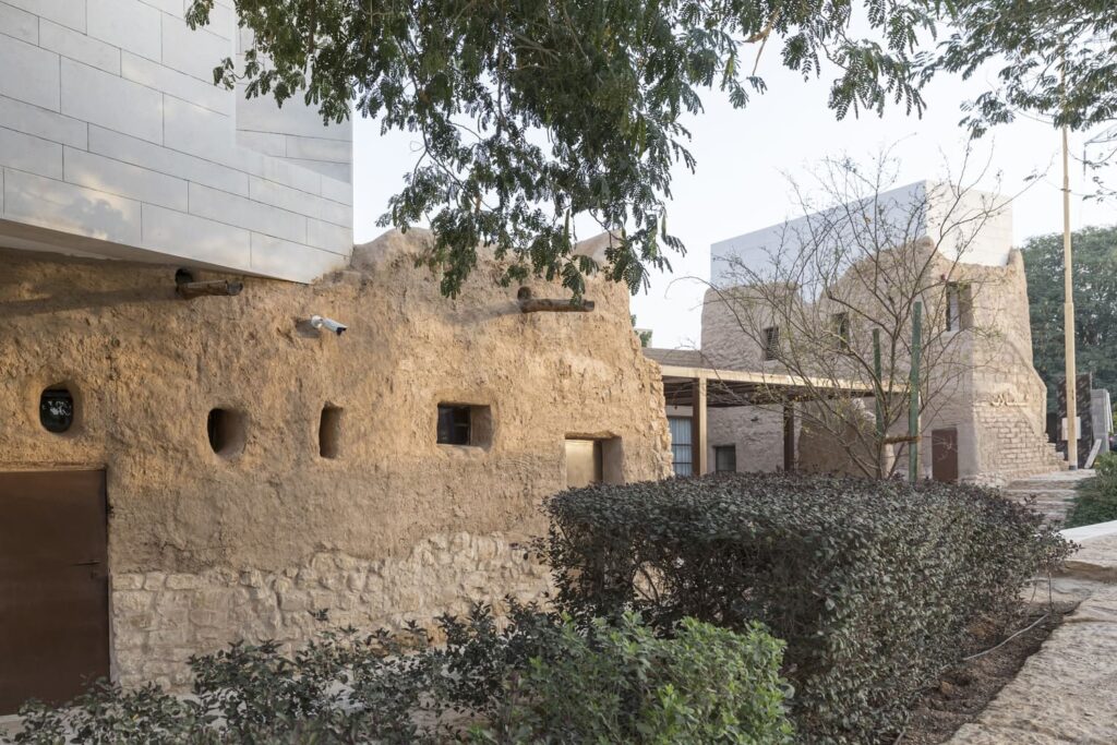 shamalat-cultural-center-syn-architects_11