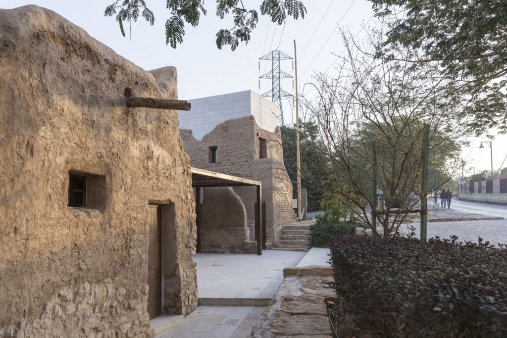 shamalat-cultural-center-syn-architects_12