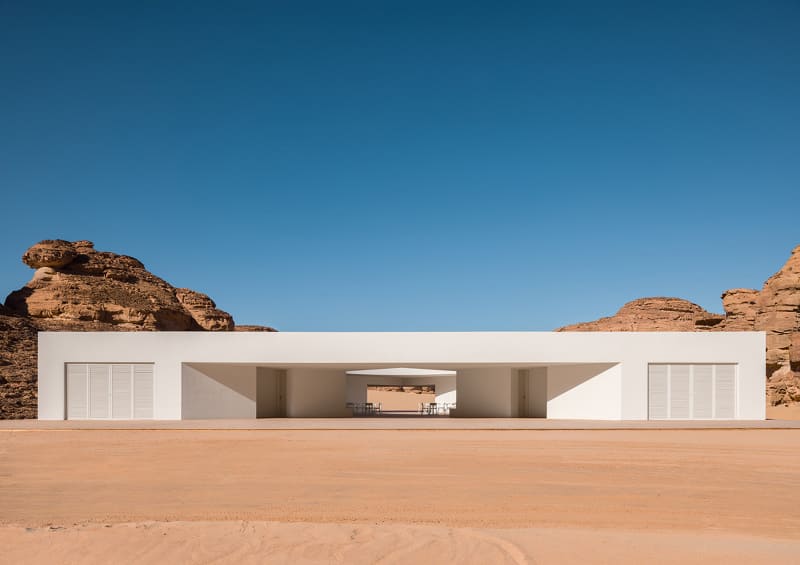 Desert-X-Al-Ula-2024-Visitor-Centre-Saudi-Arabia-KWY-Ricardo-Gomes-Colin-Robertson-08_800