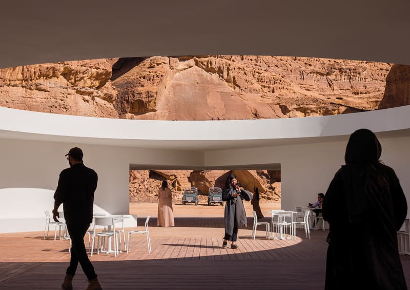 Desert-X-Al-Ula-2024-Visitor-Centre-Saudi-Arabia-KWY-Ricardo-Gomes-Colin-Robertson-14_800