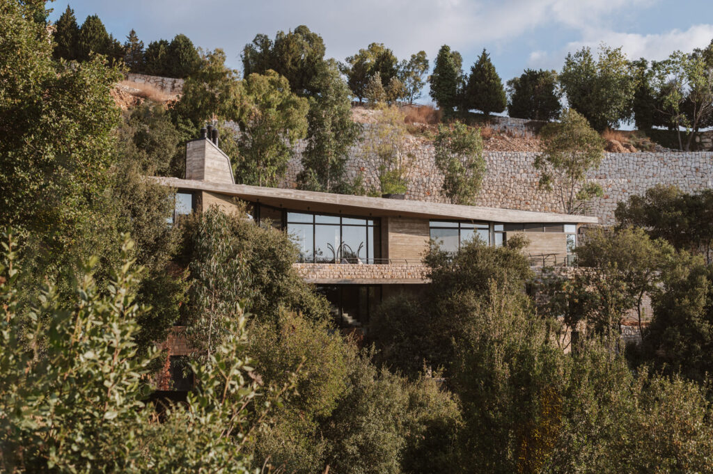 Smar_Jbeil_Villa_03