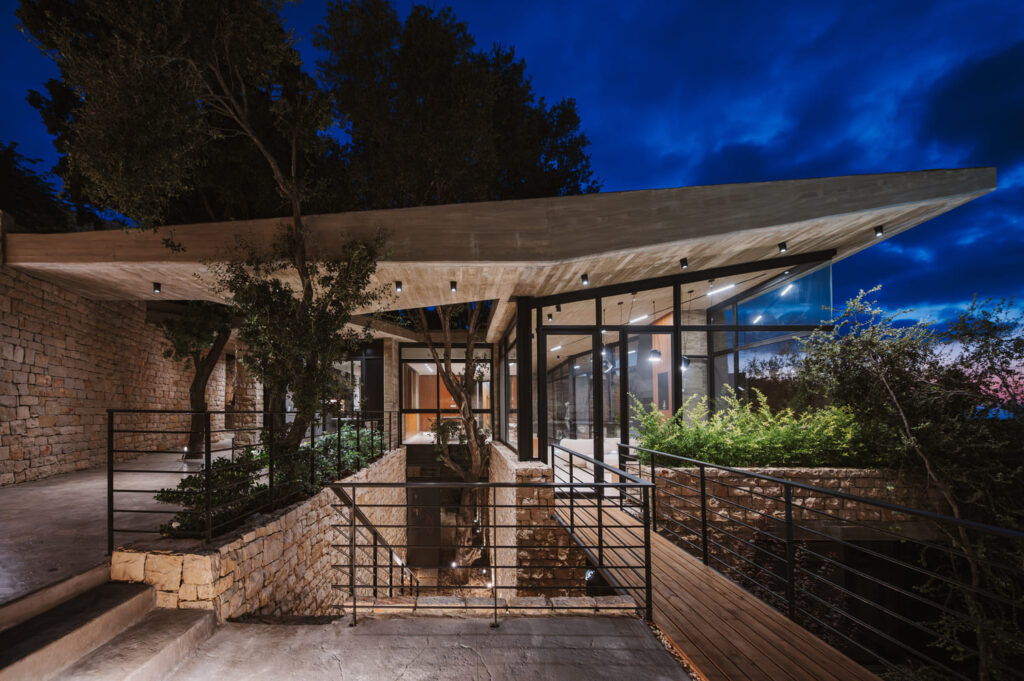 Smar_Jbeil_Villa_12