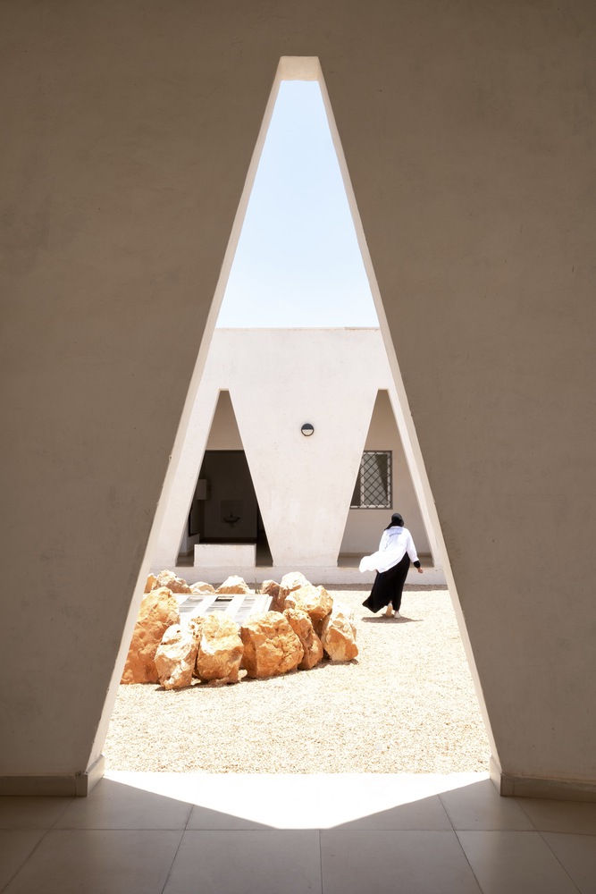burtinle-district-hospital-architectural-pioneering-consultants_10