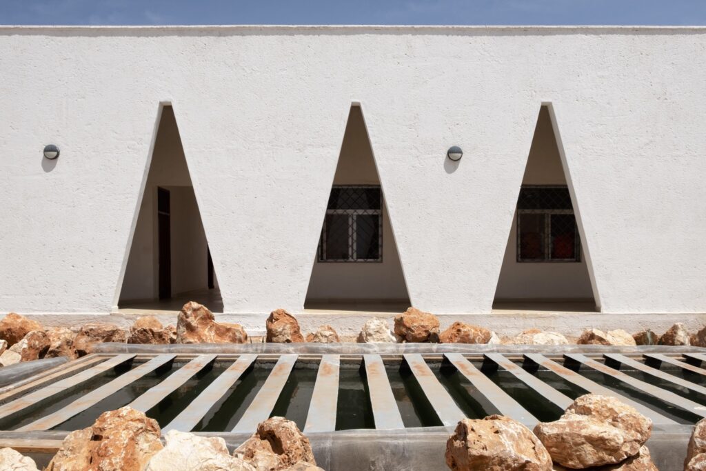 burtinle-district-hospital-architectural-pioneering-consultants_19