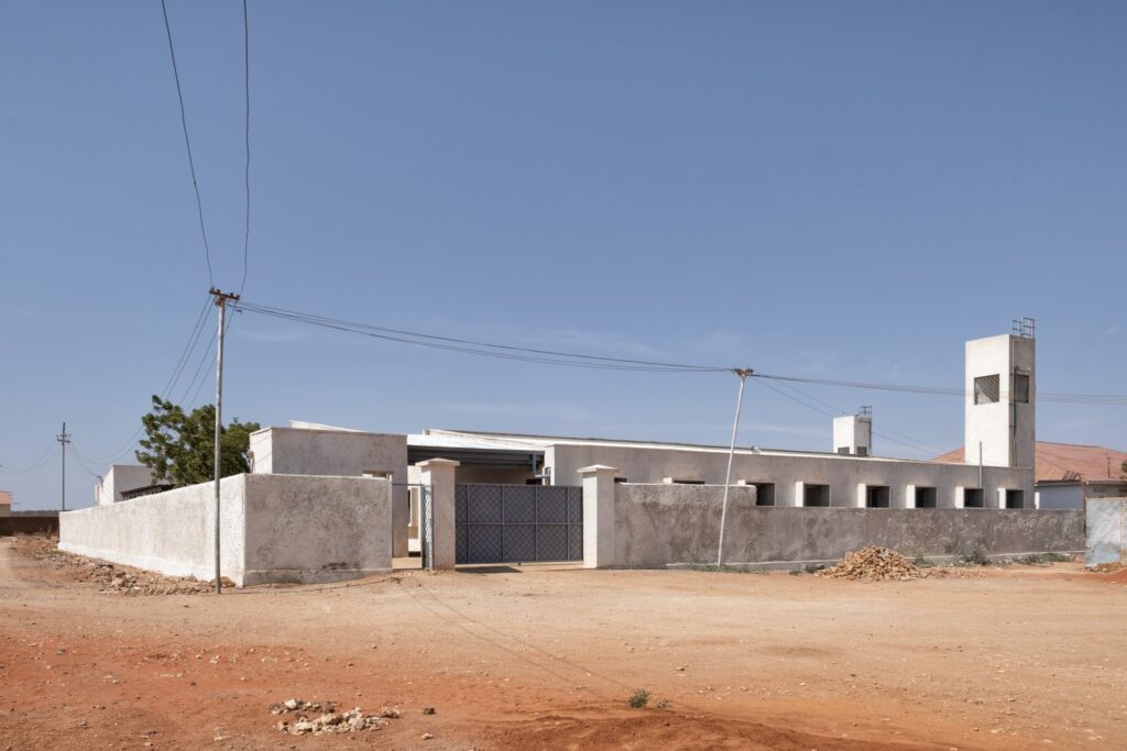 burtinle-district-hospital-architectural-pioneering-consultants_22