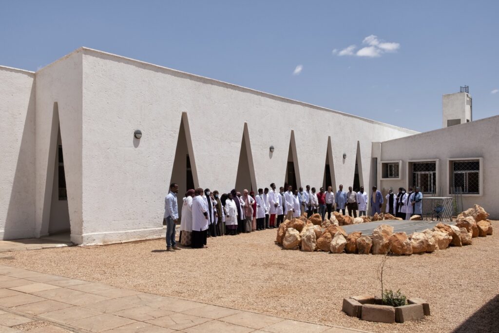 burtinle-district-hospital-architectural-pioneering-consultants_6